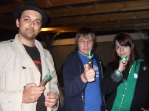 Die gleichen Sonic Screwdriver, aber mit etwas mehr Blitz.